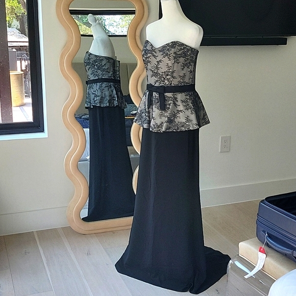 Badgley Mischka Formal Gown Strapless - Picture 1 of 4